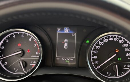 Toyota Camry, 2018 год, 2 800 000 рублей, 12 фотография