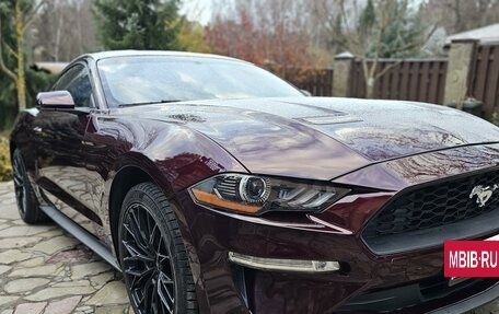 Ford Mustang VI рестайлинг, 2018 год, 2 200 000 рублей, 5 фотография