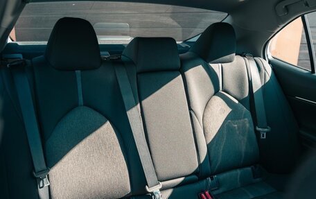 Toyota Camry, 2024 год, 3 250 000 рублей, 18 фотография