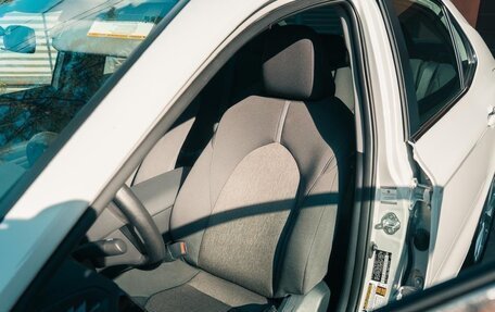 Toyota Camry, 2024 год, 3 250 000 рублей, 20 фотография