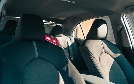 Toyota Camry, 2024 год, 3 250 000 рублей, 14 фотография