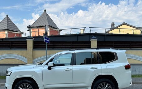 Toyota Land Cruiser, 2023 год, 14 500 000 рублей, 4 фотография