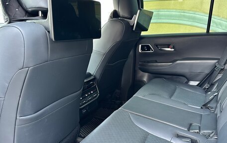 Toyota Land Cruiser, 2023 год, 14 500 000 рублей, 15 фотография