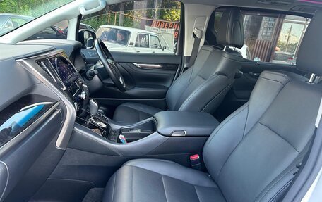 Toyota Vellfire II, 2020 год, 7 500 000 рублей, 9 фотография