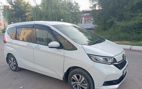 Honda Freed II, 2020 год, 1 630 000 рублей, 9 фотография