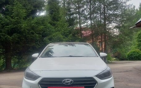 Hyundai Solaris II рестайлинг, 2019 год, 875 000 рублей, 6 фотография