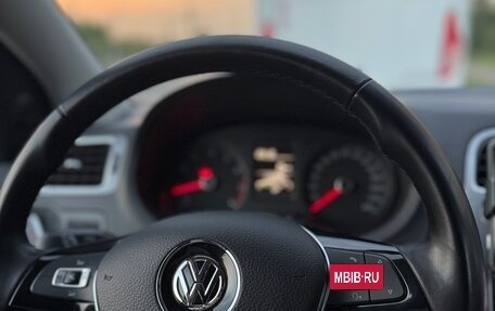 Volkswagen Polo VI (EU Market), 2016 год, 915 000 рублей, 10 фотография
