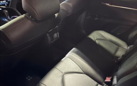 Toyota Camry, 2023 год, 3 790 000 рублей, 9 фотография