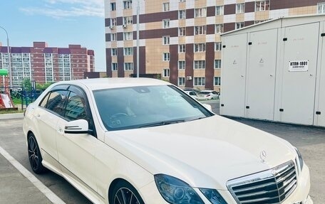 Mercedes-Benz E-Класс, 2012 год, 1 750 000 рублей, 5 фотография