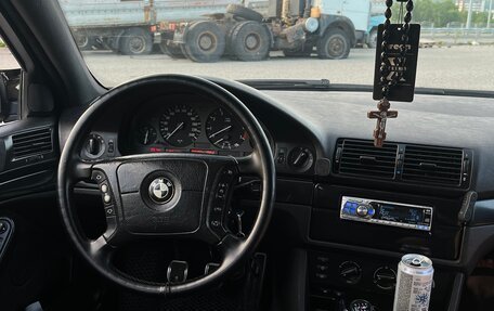 BMW 5 серия, 1998 год, 650 000 рублей, 9 фотография
