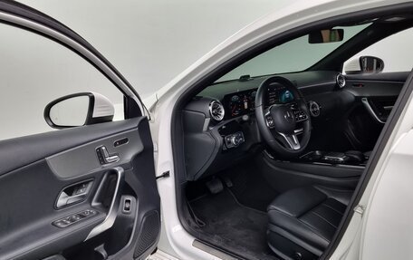 Mercedes-Benz A-Класс, 2022 год, 2 570 080 рублей, 11 фотография