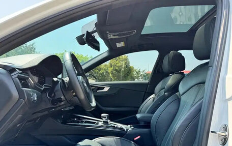 Audi A4, 2023 год, 2 487 333 рублей, 6 фотография