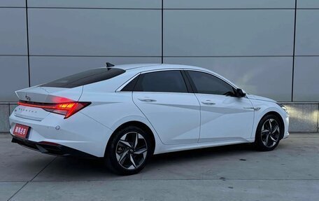 Hyundai Elantra, 2021 год, 1 400 000 рублей, 6 фотография