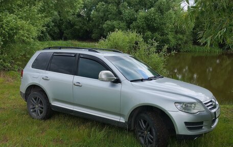 Volkswagen Touareg III, 2007 год, 1 150 000 рублей, 2 фотография