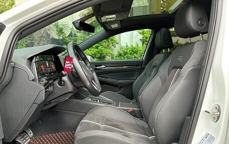Volkswagen Golf VIII, 2022 год, 2 135 000 рублей, 7 фотография