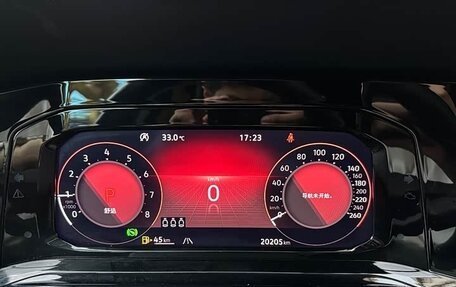Volkswagen Golf VIII, 2022 год, 2 135 000 рублей, 15 фотография
