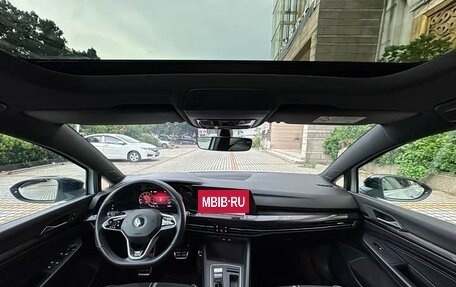 Volkswagen Golf VIII, 2022 год, 2 135 000 рублей, 11 фотография