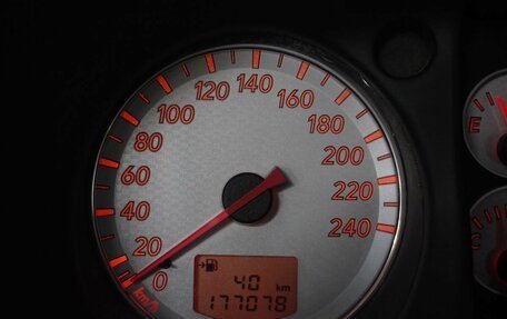 Mitsubishi Outlander III рестайлинг 3, 2006 год, 640 000 рублей, 15 фотография