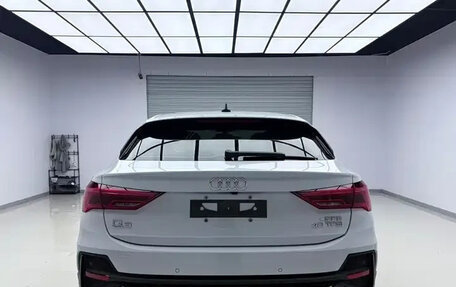 Audi Q3, 2022 год, 2 800 000 рублей, 5 фотография