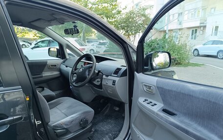 Toyota Noah III, 2004 год, 870 000 рублей, 9 фотография