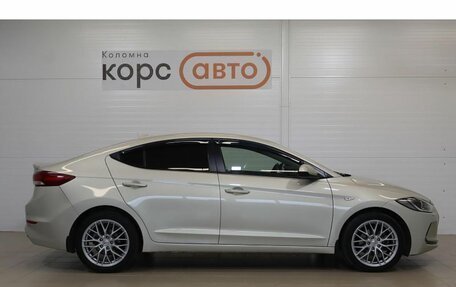 Hyundai Elantra VI рестайлинг, 2017 год, 1 114 600 рублей, 4 фотография