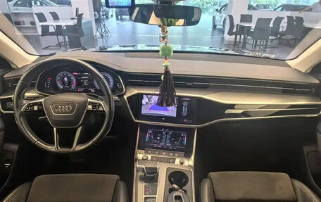 Audi A6, 2022 год, 3 900 333 рублей, 8 фотография