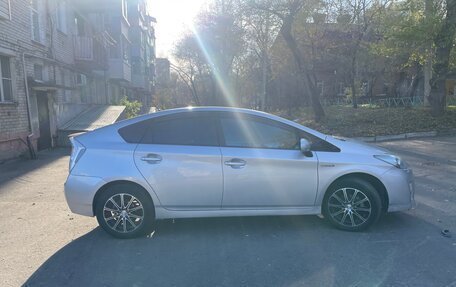 Toyota Prius, 2009 год, 850 000 рублей, 4 фотография