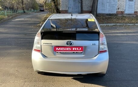 Toyota Prius, 2009 год, 850 000 рублей, 5 фотография