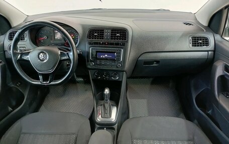 Volkswagen Polo VI (EU Market), 2015 год, 989 000 рублей, 13 фотография