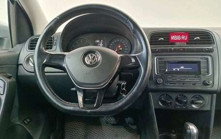 Volkswagen Polo VI (EU Market), 2015 год, 989 000 рублей, 14 фотография