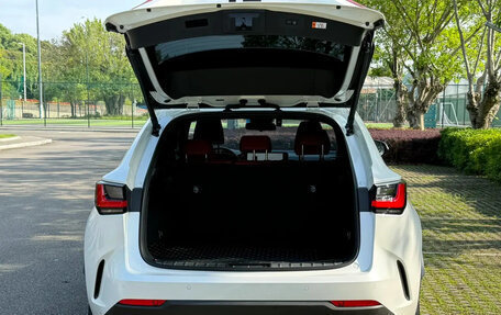 Lexus NX, 2024 год, 4 802 000 рублей, 8 фотография