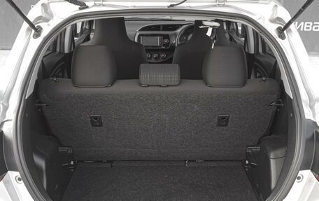 Toyota Vitz, 2018 год, 1 219 000 рублей, 16 фотография