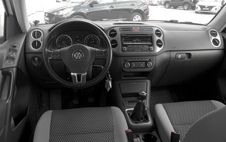 Volkswagen Tiguan I, 2011 год, 1 299 000 рублей, 6 фотография