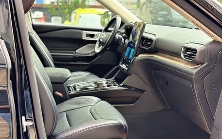 Ford Explorer VI, 2021 год, 2 950 000 рублей, 8 фотография