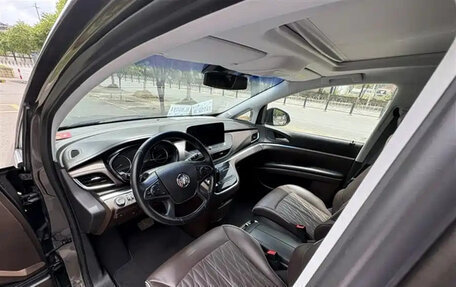 Buick GL8 III, 2021 год, 1 900 000 рублей, 7 фотография