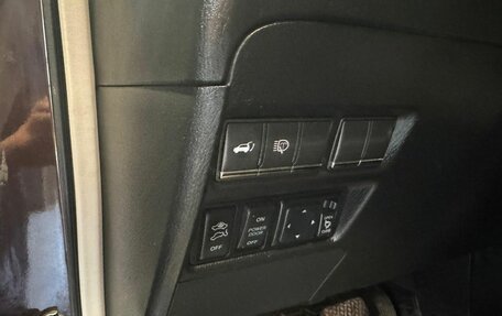 Nissan Patrol, 2011 год, 2 200 000 рублей, 13 фотография