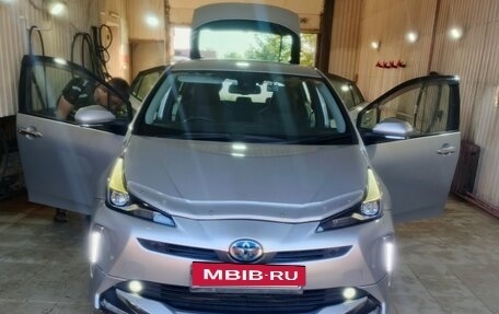 Toyota Prius IV XW50, 2019 год, 1 880 000 рублей, 6 фотография