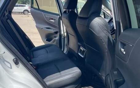 Toyota Harrier, 2022 год, 3 290 000 рублей, 15 фотография