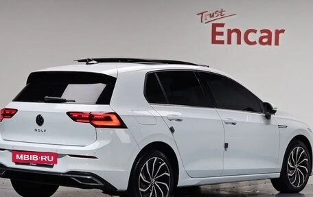 Volkswagen Golf VIII, 2022 год, 2 570 000 рублей, 2 фотография