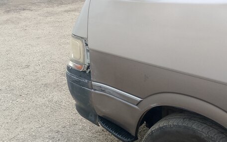Toyota HiAce H100, 1989 год, 450 000 рублей, 3 фотография