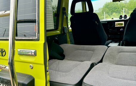 Toyota Land Cruiser 70, 1985 год, 1 740 000 рублей, 16 фотография