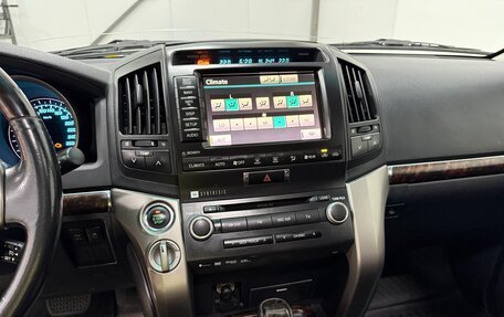 Toyota Land Cruiser 200, 2011 год, 177 000 рублей, 23 фотография