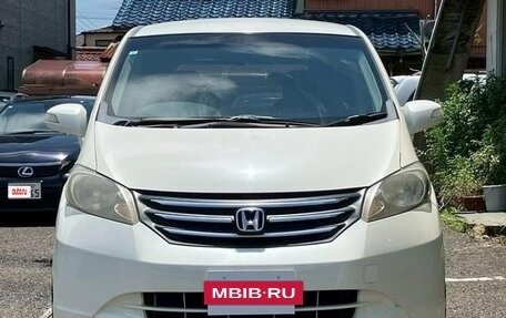 Honda Freed I, 2011 год, 725 000 рублей, 4 фотография