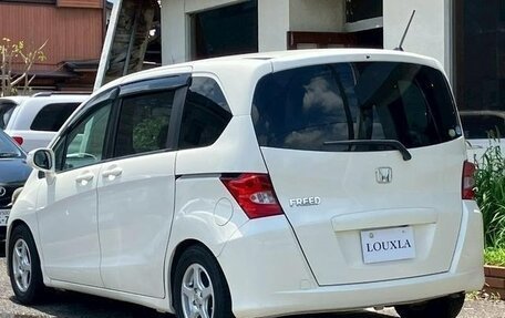Honda Freed I, 2011 год, 725 000 рублей, 13 фотография
