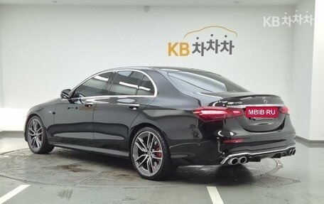 Mercedes-Benz E-Класс, 2022 год, 7 123 000 рублей, 3 фотография