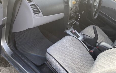 Nissan Wingroad III, 2003 год, 410 000 рублей, 3 фотография