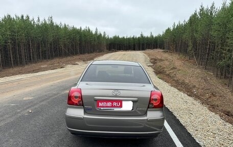 Toyota Avensis III рестайлинг, 2006 год, 800 000 рублей, 8 фотография