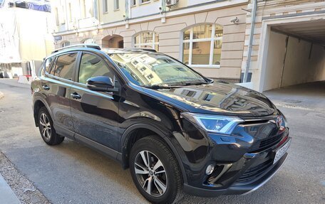 Toyota RAV4, 2016 год, 2 570 000 рублей, 2 фотография