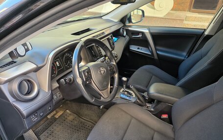 Toyota RAV4, 2016 год, 2 570 000 рублей, 10 фотография