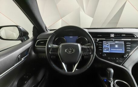 Toyota Camry, 2018 год, 2 715 000 рублей, 15 фотография